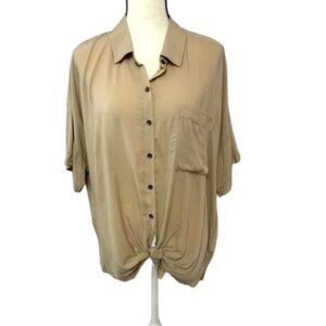 2/$30 NWT Splendid Tan Button Down Short Sleeve Blouse Size M #1917